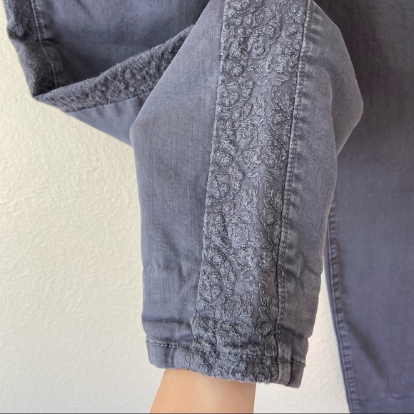 Sundance Gray Pants Embroidered Detailing on Sides - Picture 4 of 4